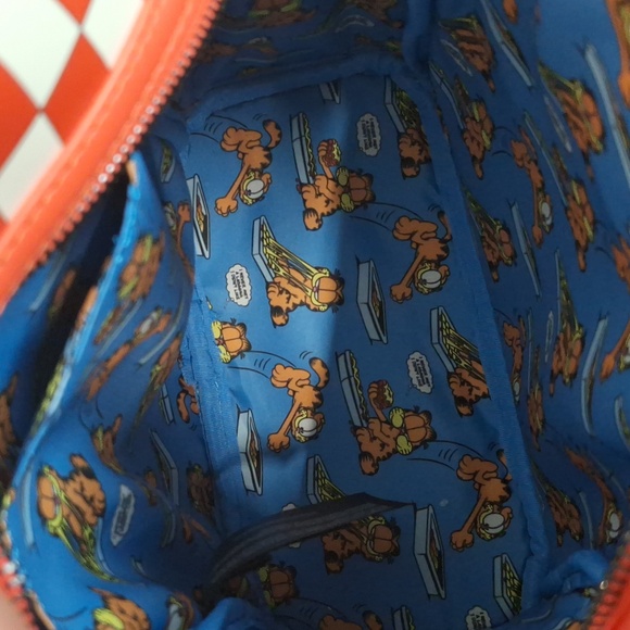Loungefly Lasagna Garfield Backpack - Picture 9 of 12